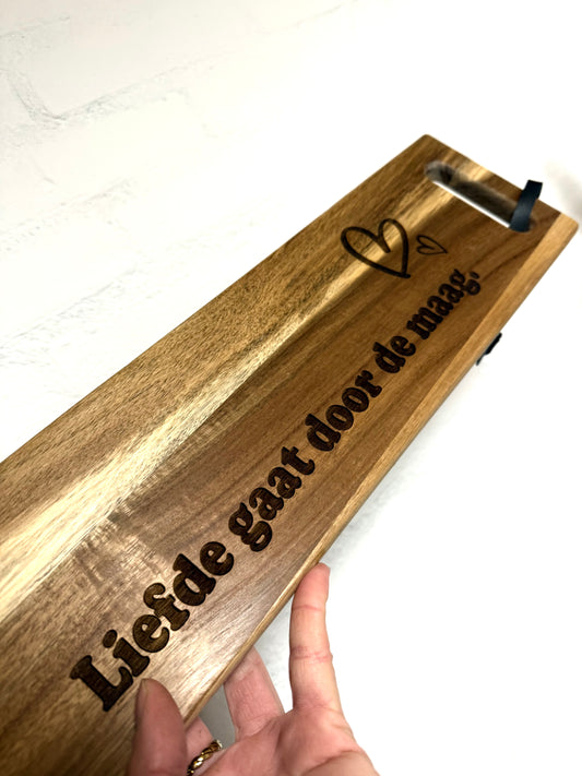 Borrelplank - Liefde gaat door de maag!